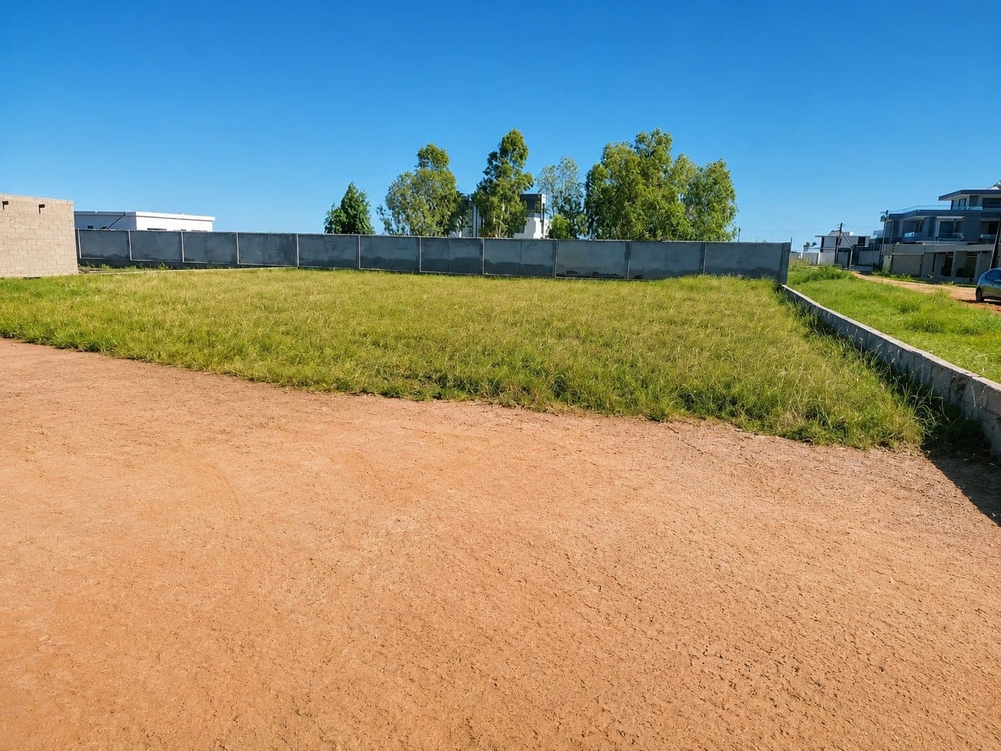 Oportunidade Rara - Tresse de Terreno em Mapulene — 3