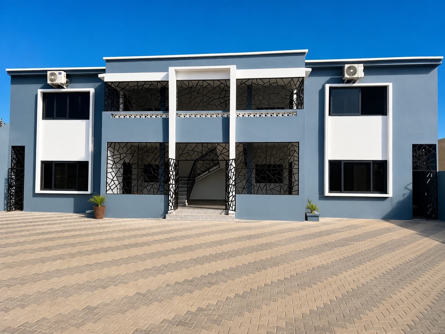 Condomínio Exclusivo - 4 Moradias Novas* *por Inaugurar | Tsivene - por Trás do Colégio Intaka — 2